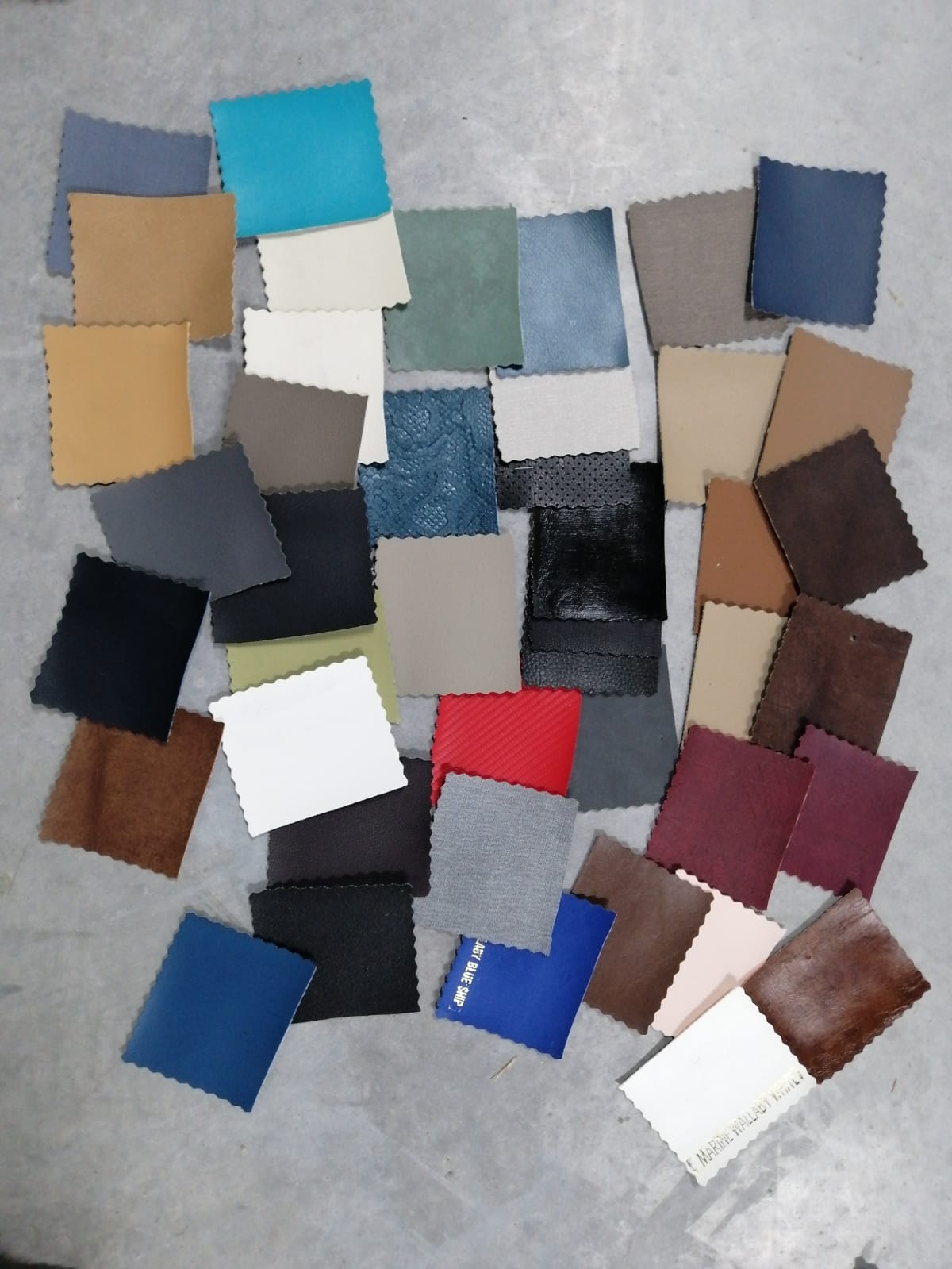 CUSTOM COLOR